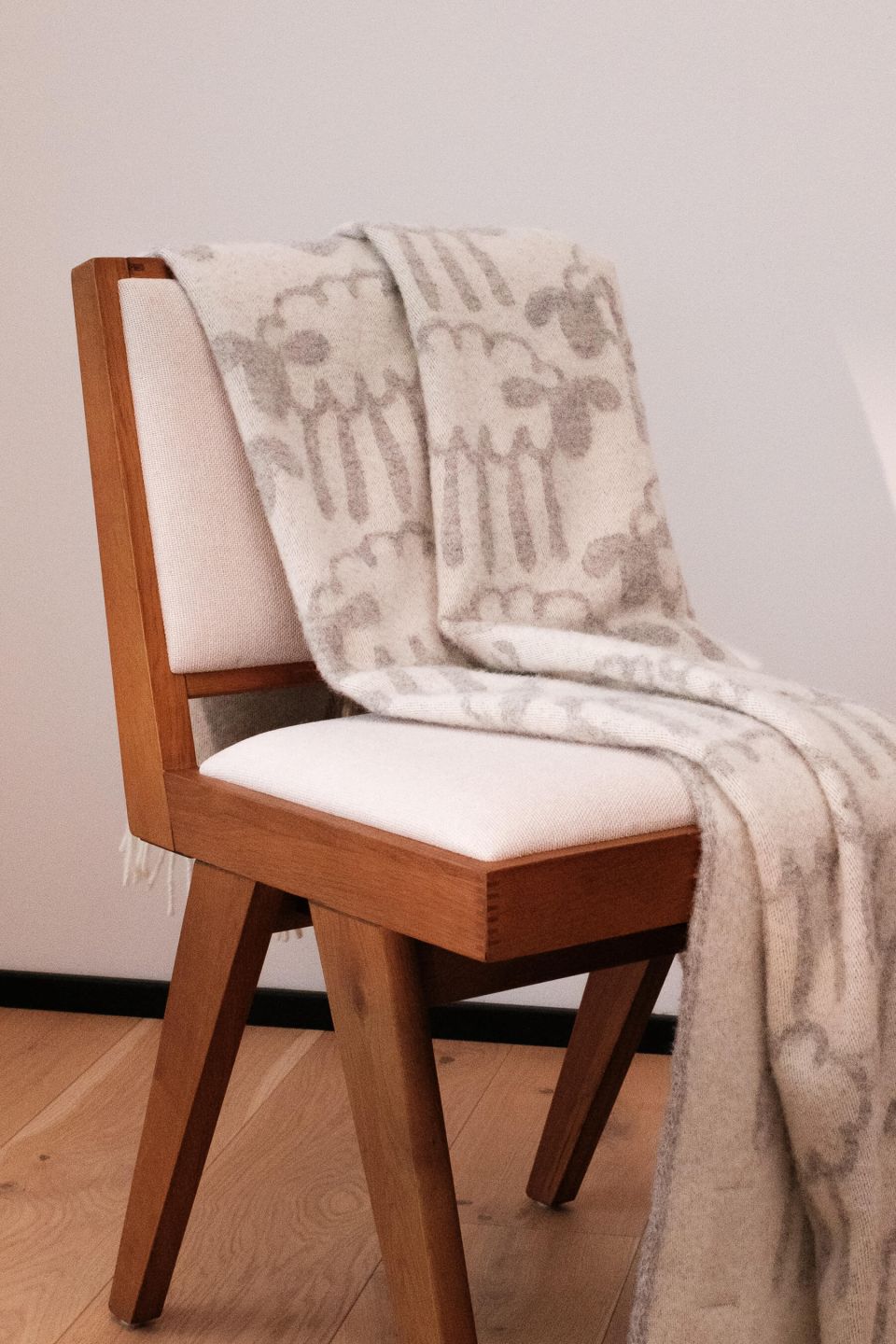 Friendsheep villane pleed hall