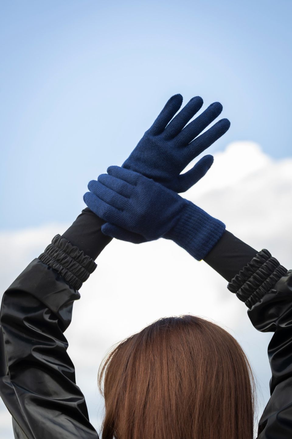 Iki meriino kindad meresinised