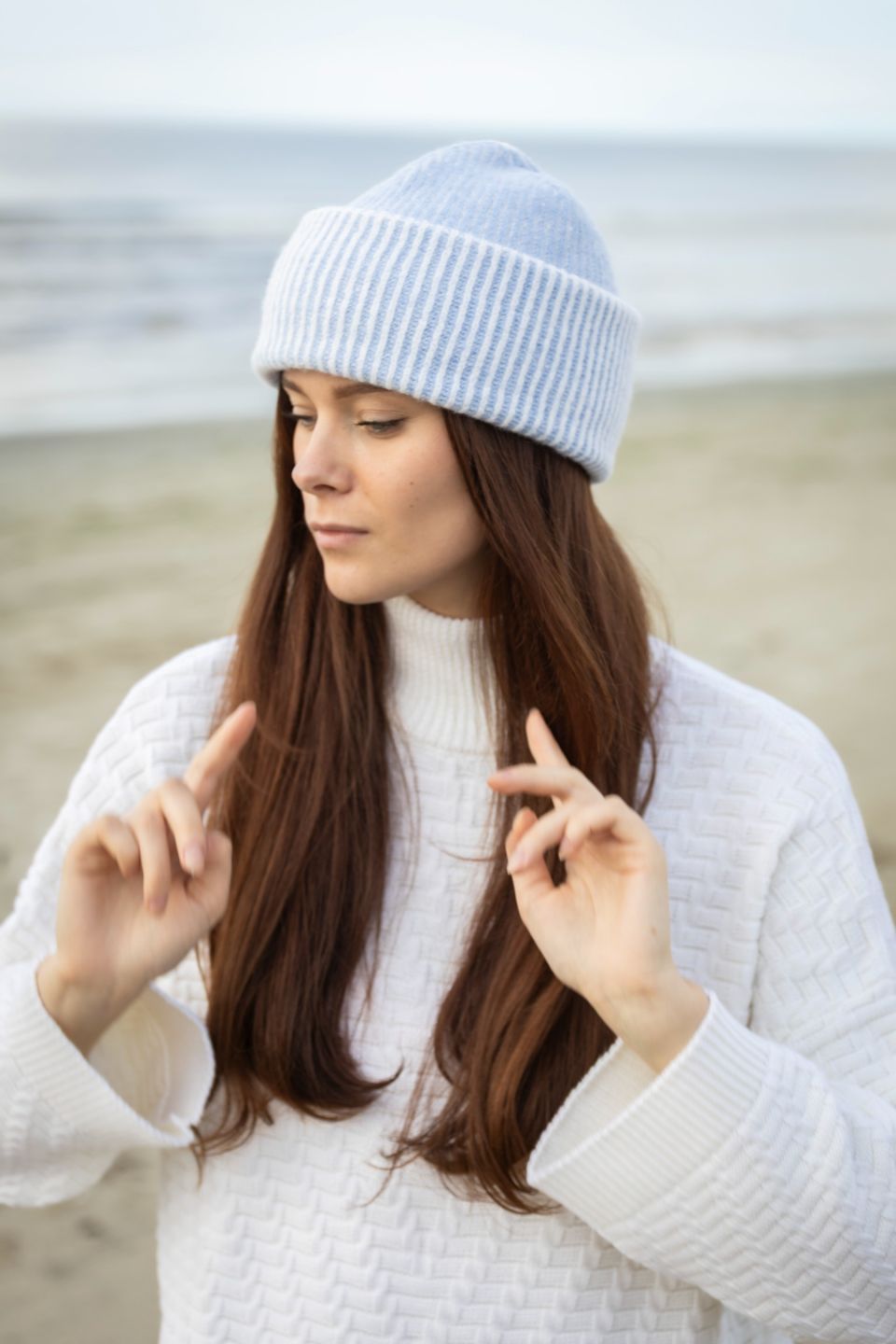 Nelli meriino müts helesinine