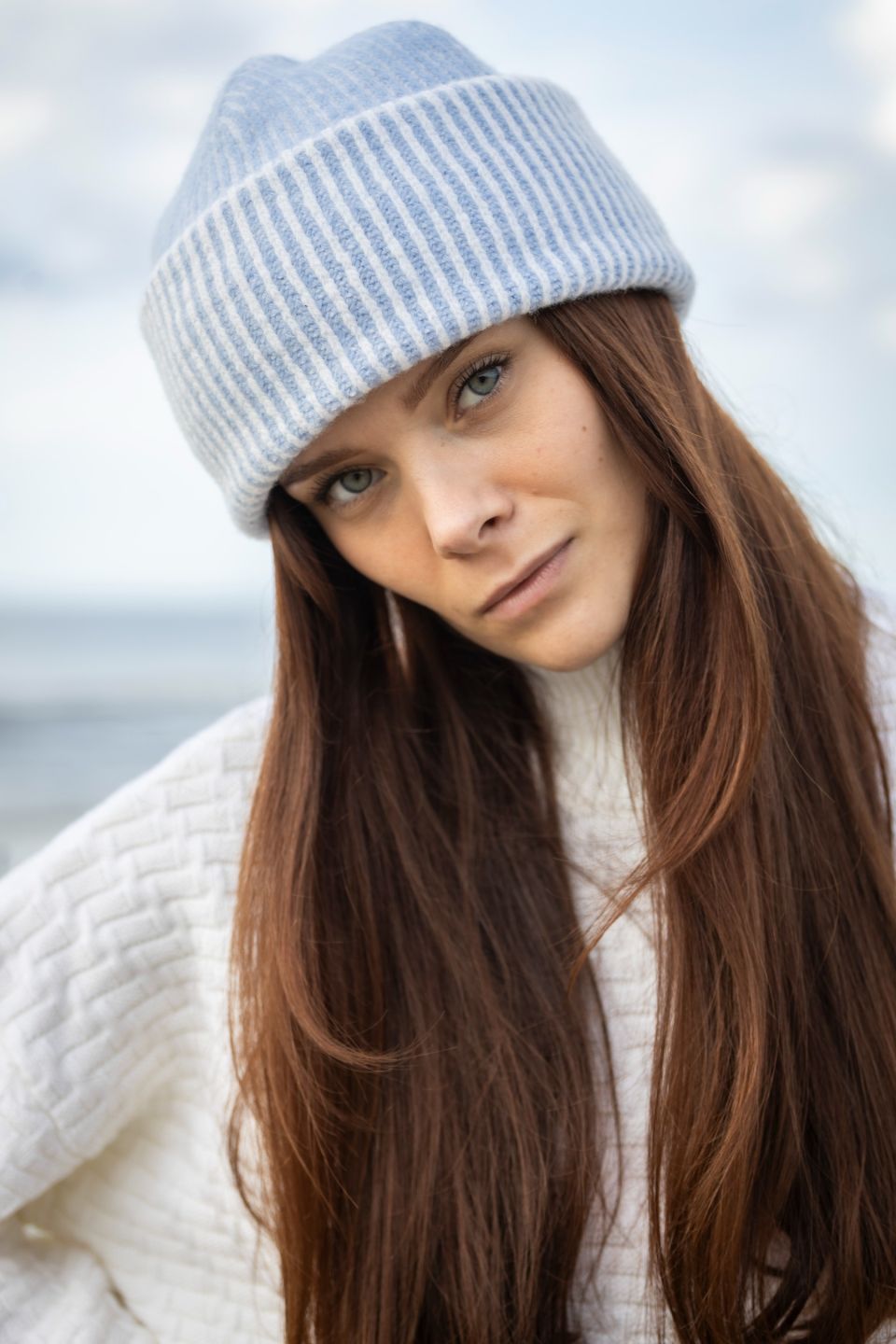 Nelli meriino müts helesinine