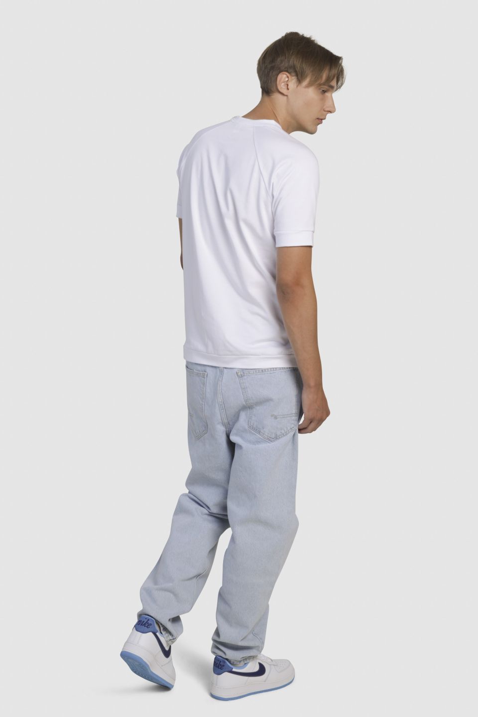 Raglaan t-särk valge