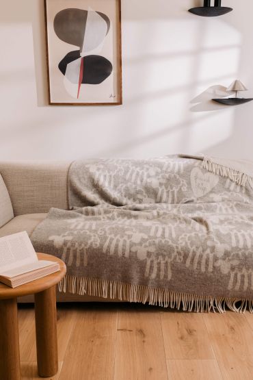 Friendsheep villane pleed hall Woolish